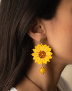Carica immagine nel visualizzatore Galleria, Orecchini Girasole
