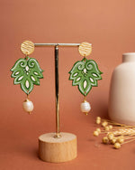 Carica immagine nel visualizzatore Galleria, Orecchini Barocco Verde