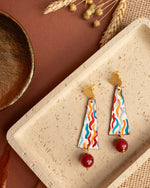 Carica immagine nel visualizzatore Galleria, Orecchini Onde Colorate   modello trapezio
